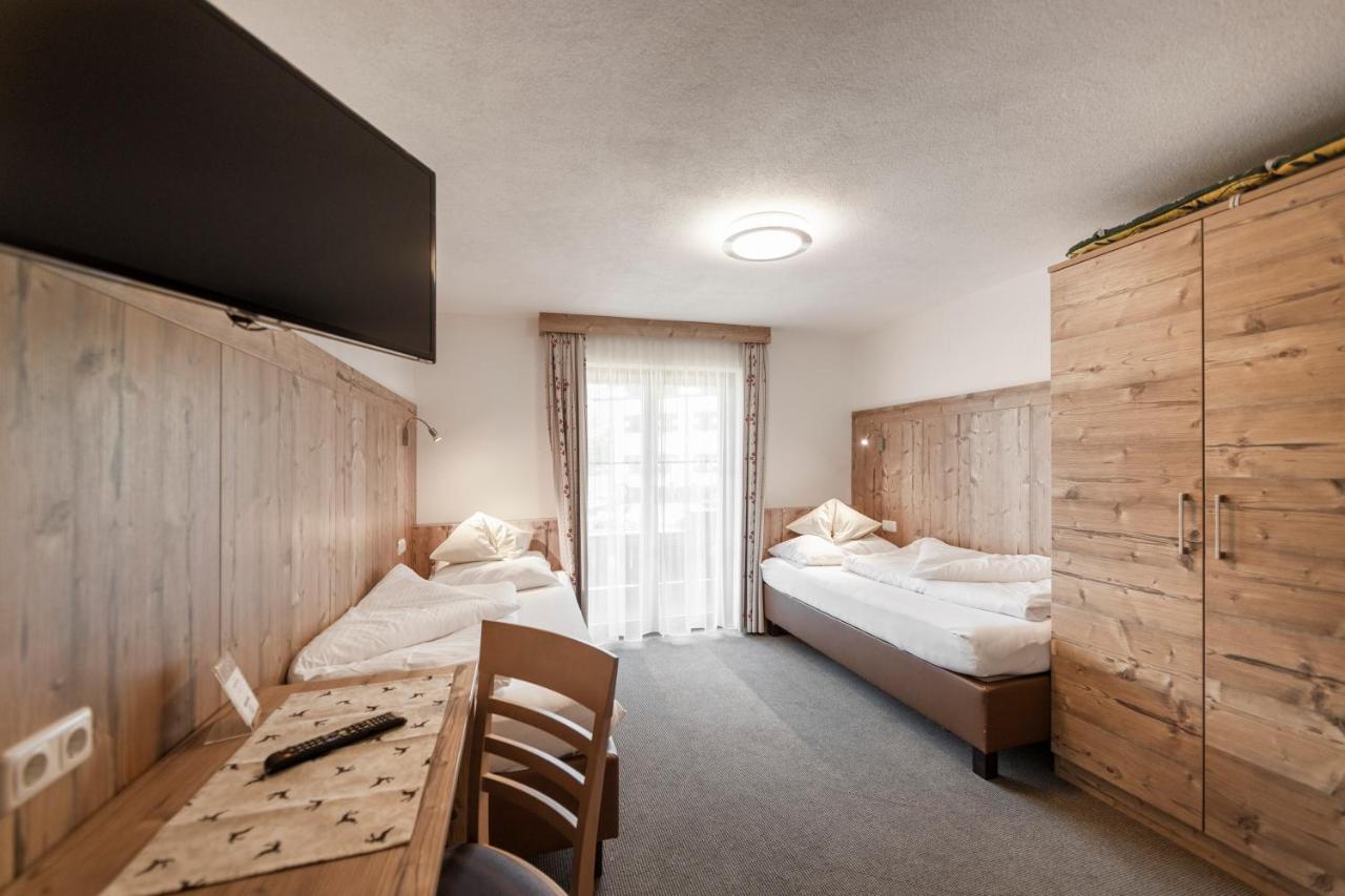 Hotel Alpenhof Lermoos Exteriér fotografie